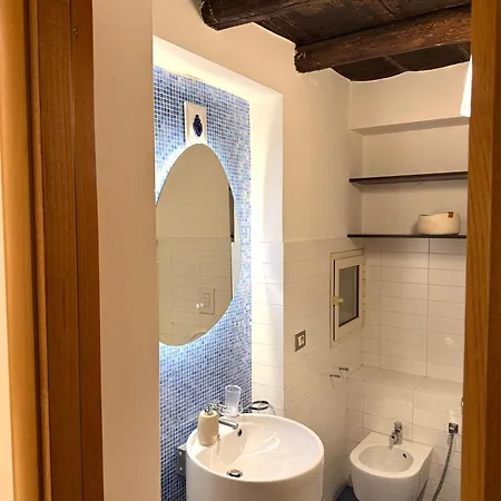 Domus Gazzara -napoli Centro Storico Дом отдыха Неаполь