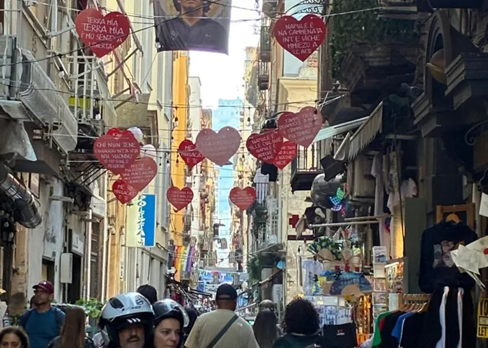 Дом отдыха Domus Gazzara -napoli Centro Storico Неаполь